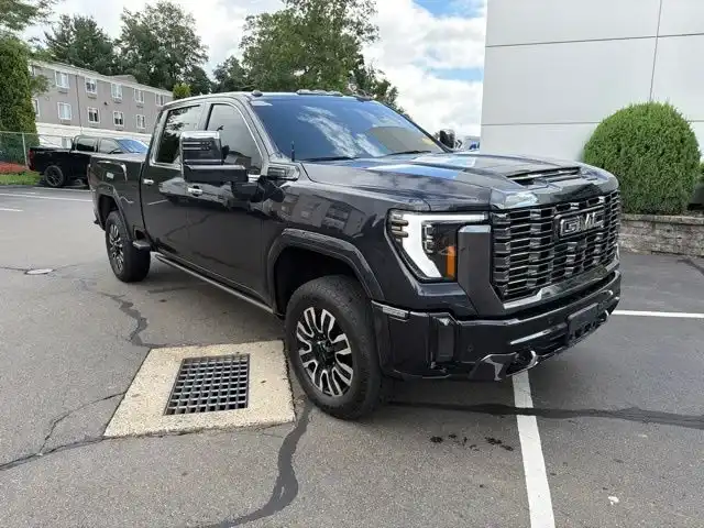 2024 GMC Sierra 4WD Crew Cab Long Box Denali Ultimate's photo