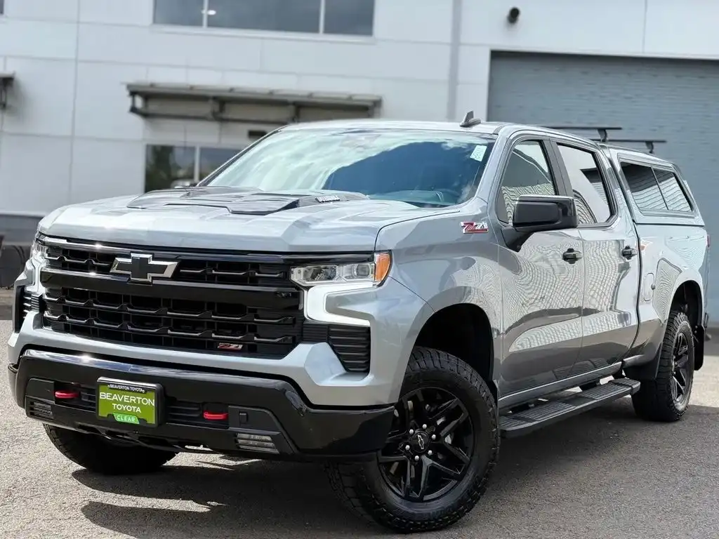 2025 Chevrolet Silverado 1500 LT Trail Boss 4WD Crew Cab Standard Box's photo