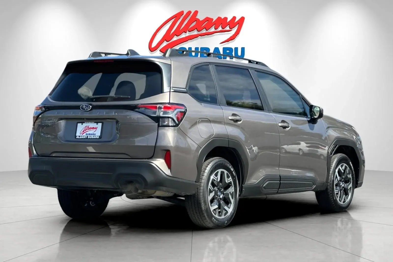 2025 Subaru Forester Premium photo 4