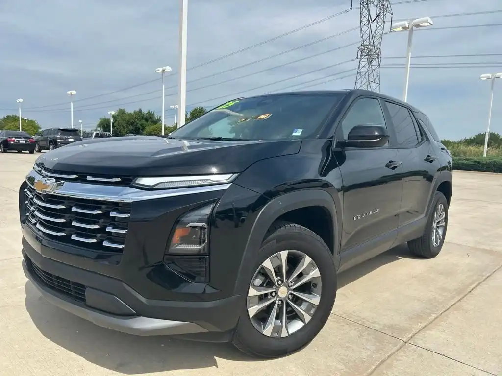 2025 Chevrolet Equinox AWD LT 1.5T's photo