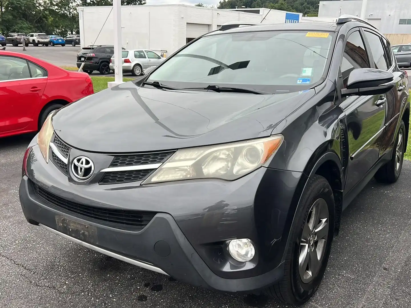 2015 Toyota RAV4 XLE AWD's photo