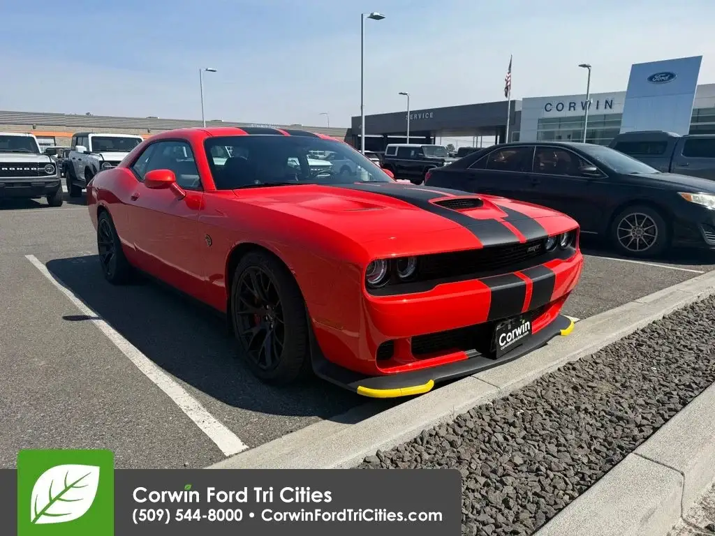 2016 Dodge Challenger SRT Hellcat photo 1