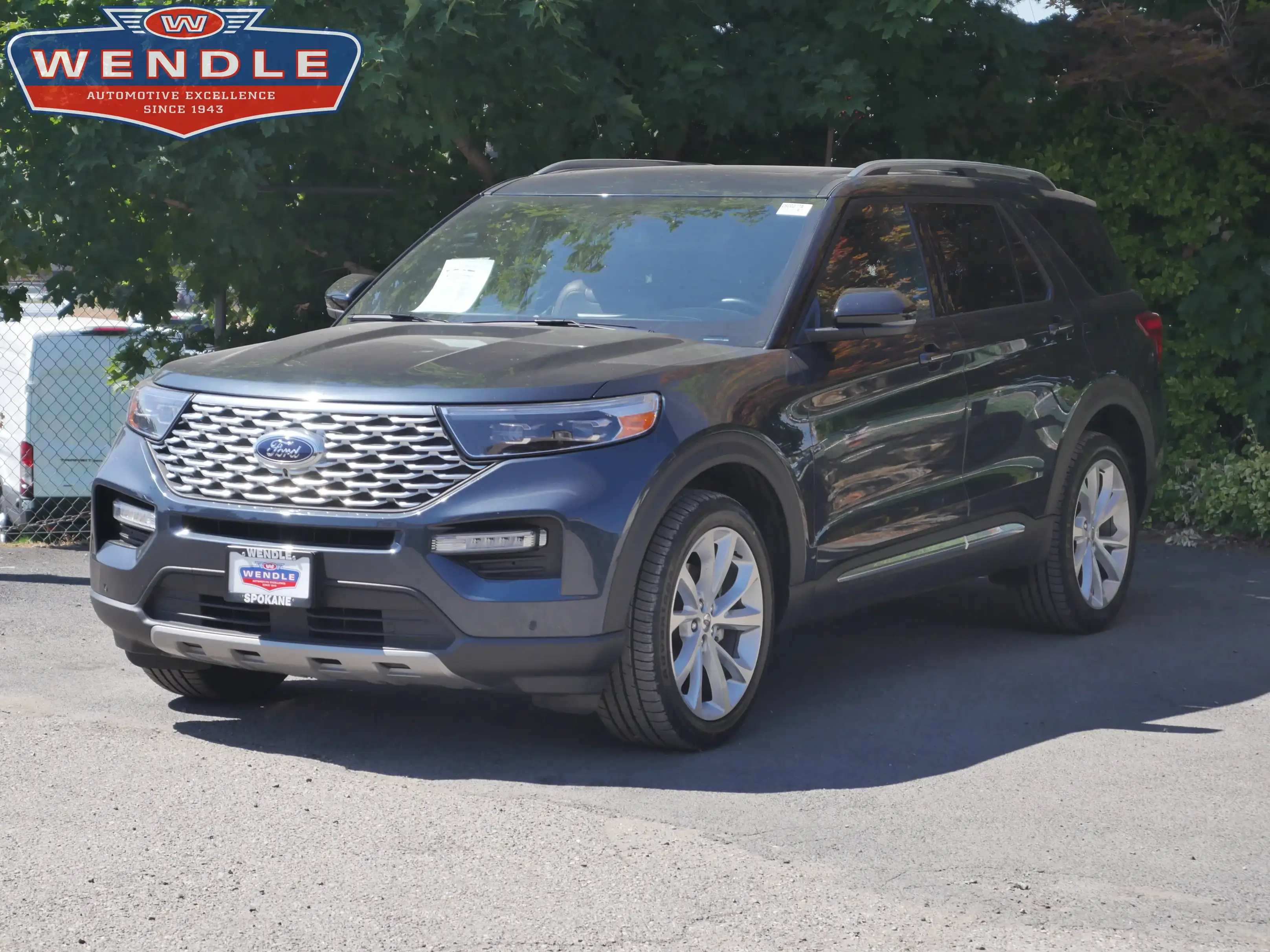 2024 Ford Explorer Platinum 4WD's photo