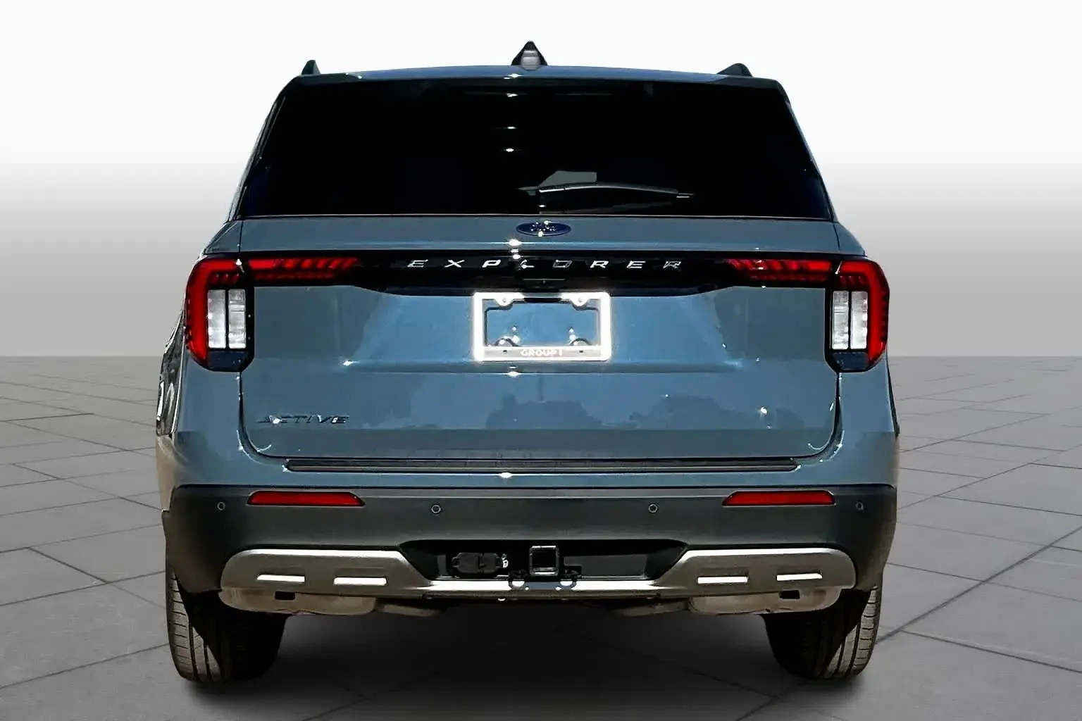 2026 Ford Explorer undefined photo 4