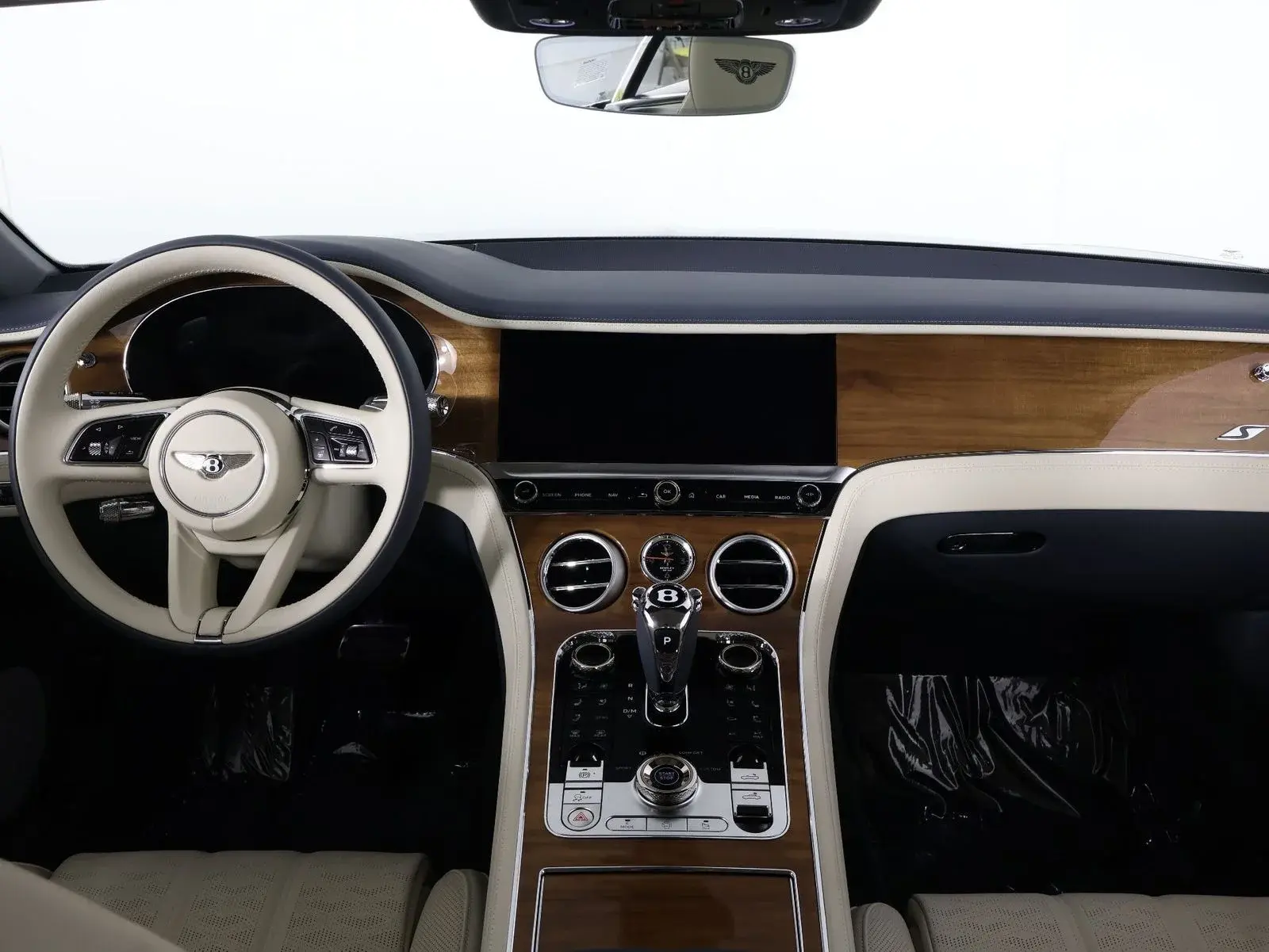 2026 Bentley Continental GT Base photo 4