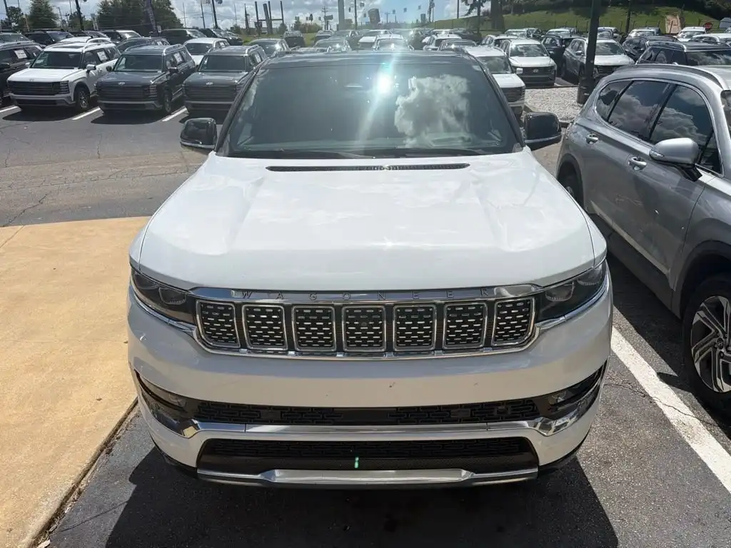 2023 Jeep Grand Wagoneer Series III 4WD's photo