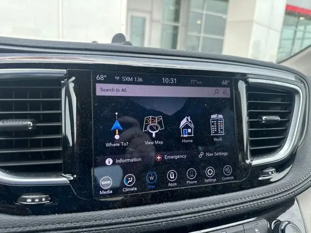 2020 Chrysler Pacifica Limited photo 4