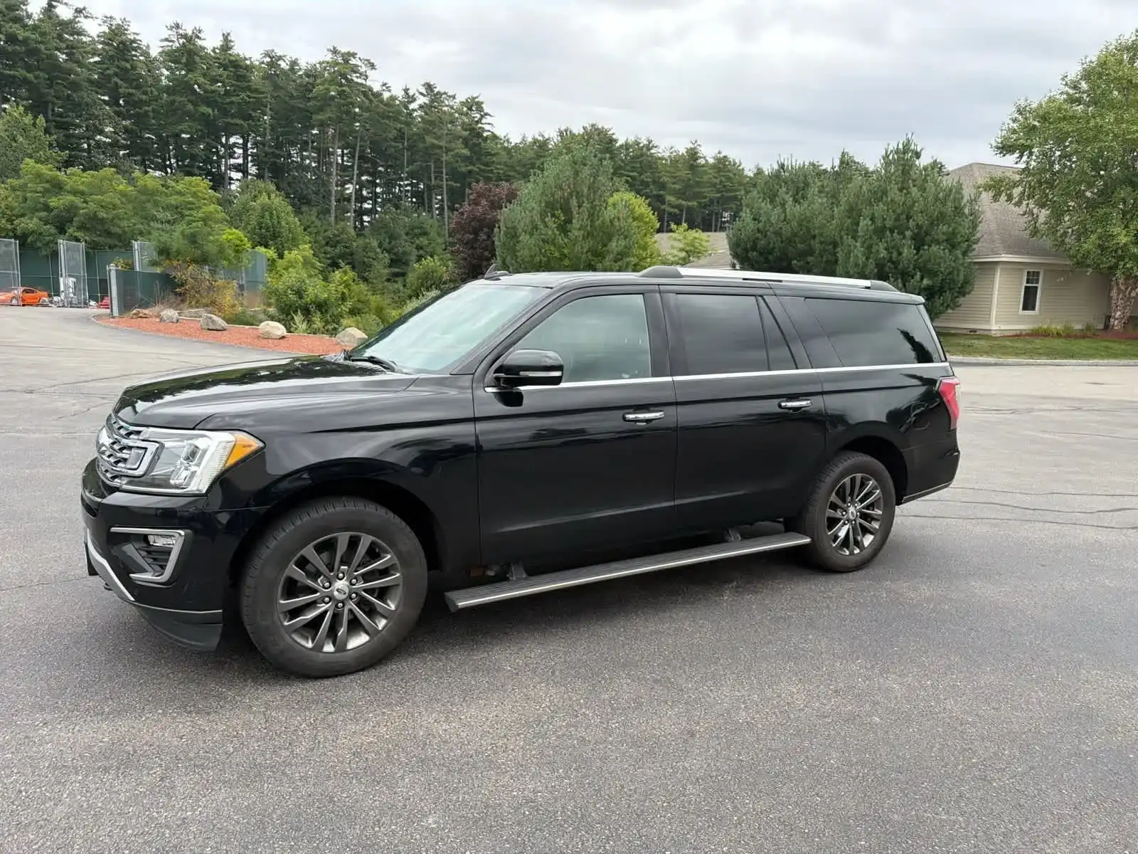 2020 Ford Expedition Limited 4WD MAX's photo