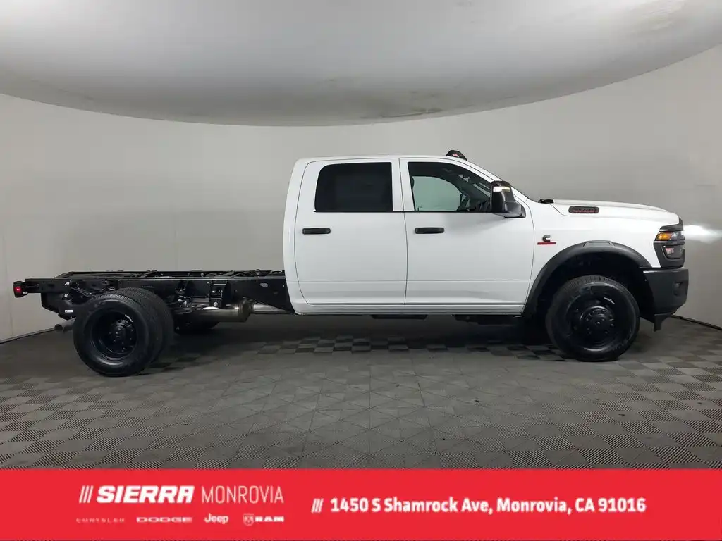 2026 RAM 3500 Tradesman Crew Cab's photo