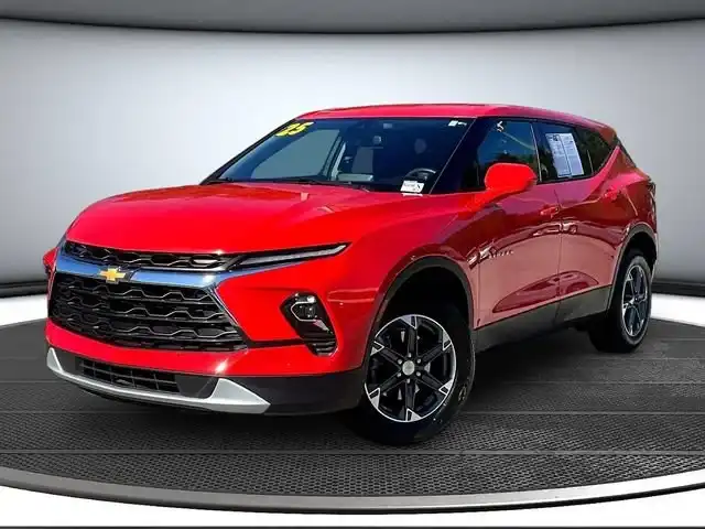 2025 Chevrolet Blazer 2.0T 2LT FWD's photo