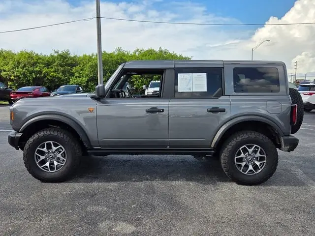 2025 Ford Bronco Badlands 4x4 photo 4