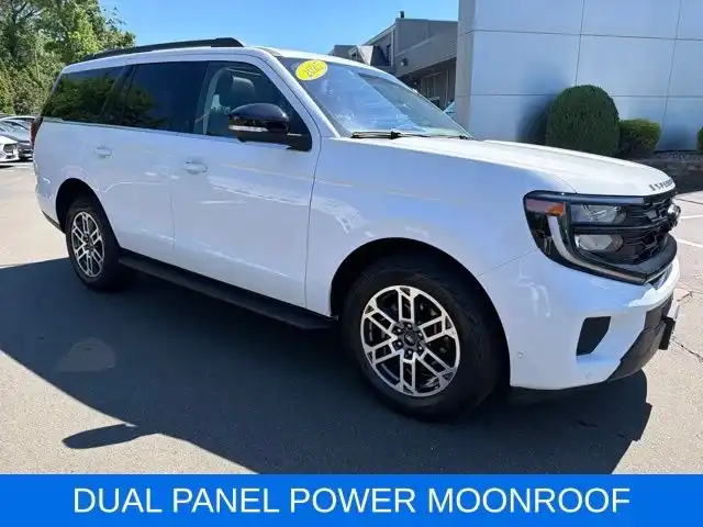 2025 Ford Expedition Active 4x4's photo