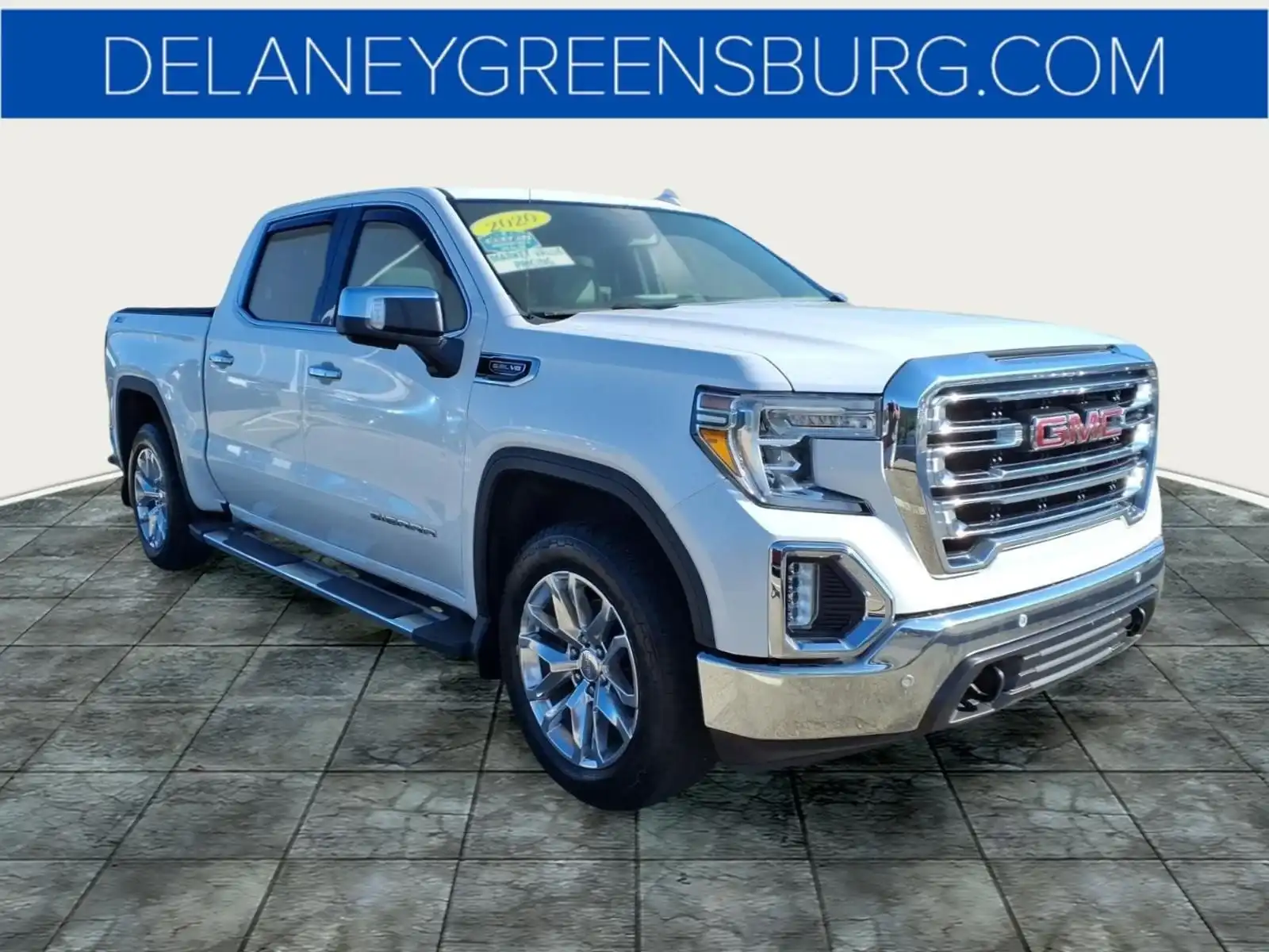 2020 GMC Sierra 4WD Crew Cab Short Box SLT's photo