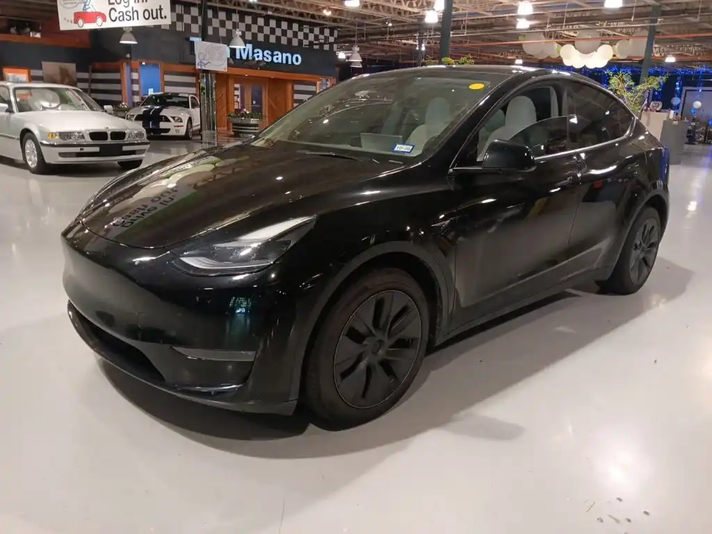 2024 Tesla Model Y Long Range Dual Motor All-Wheel Drive's photo