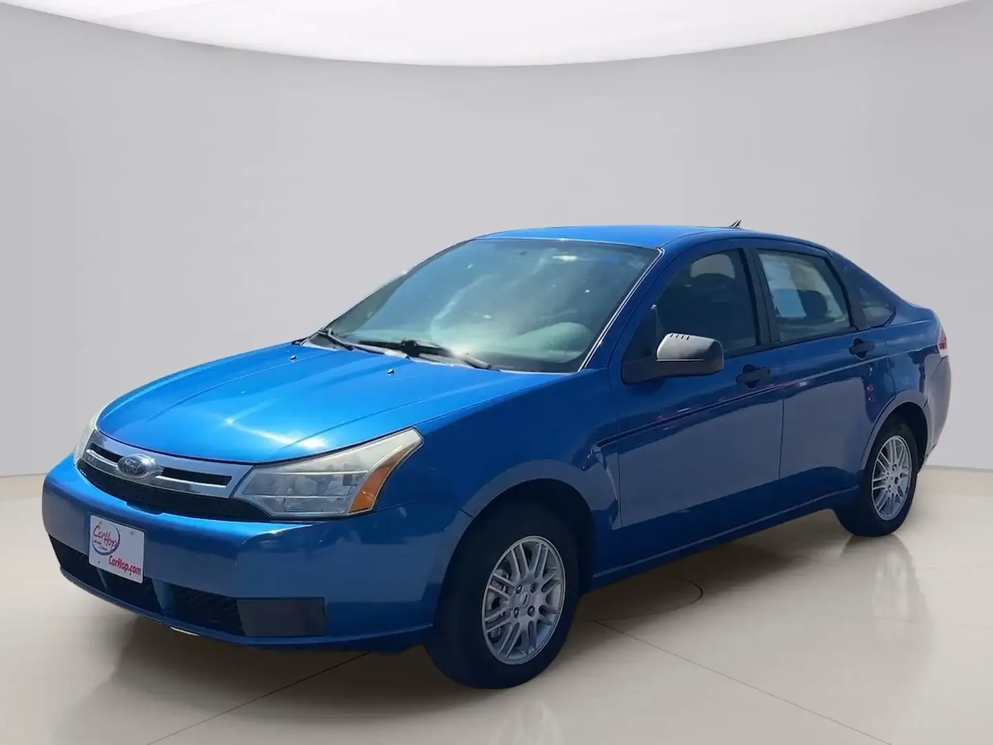 2010 Ford Focus SE photo 1