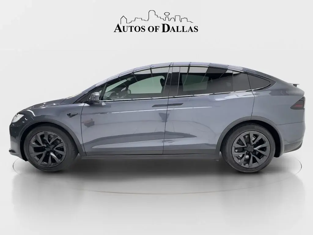 2023 Tesla Model X Long Range photo 4