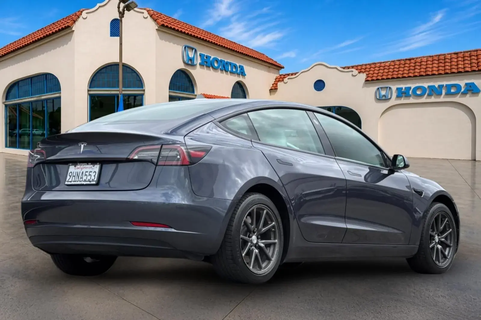 2023 Tesla Model 3 Long Range photo 4