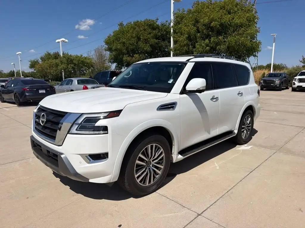 2023 Nissan Armada SL 4WD's photo