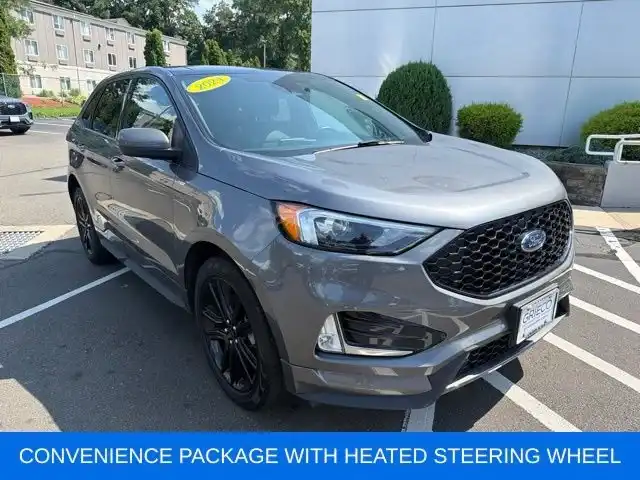 2024 Ford Edge ST-Line AWD's photo