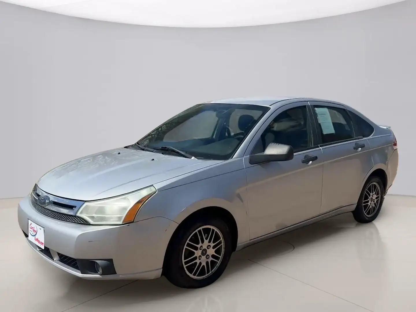 2010 Ford Focus SE's photo