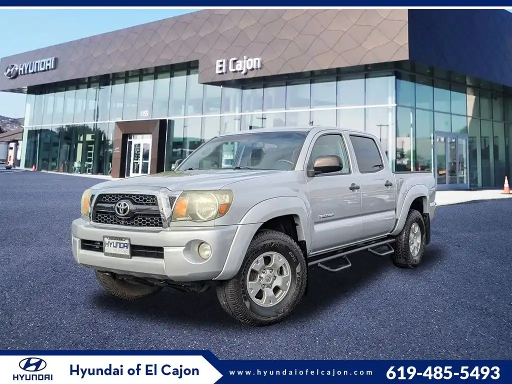 2011 Toyota Tacoma PreRunner Double Cab V6 AT's photo