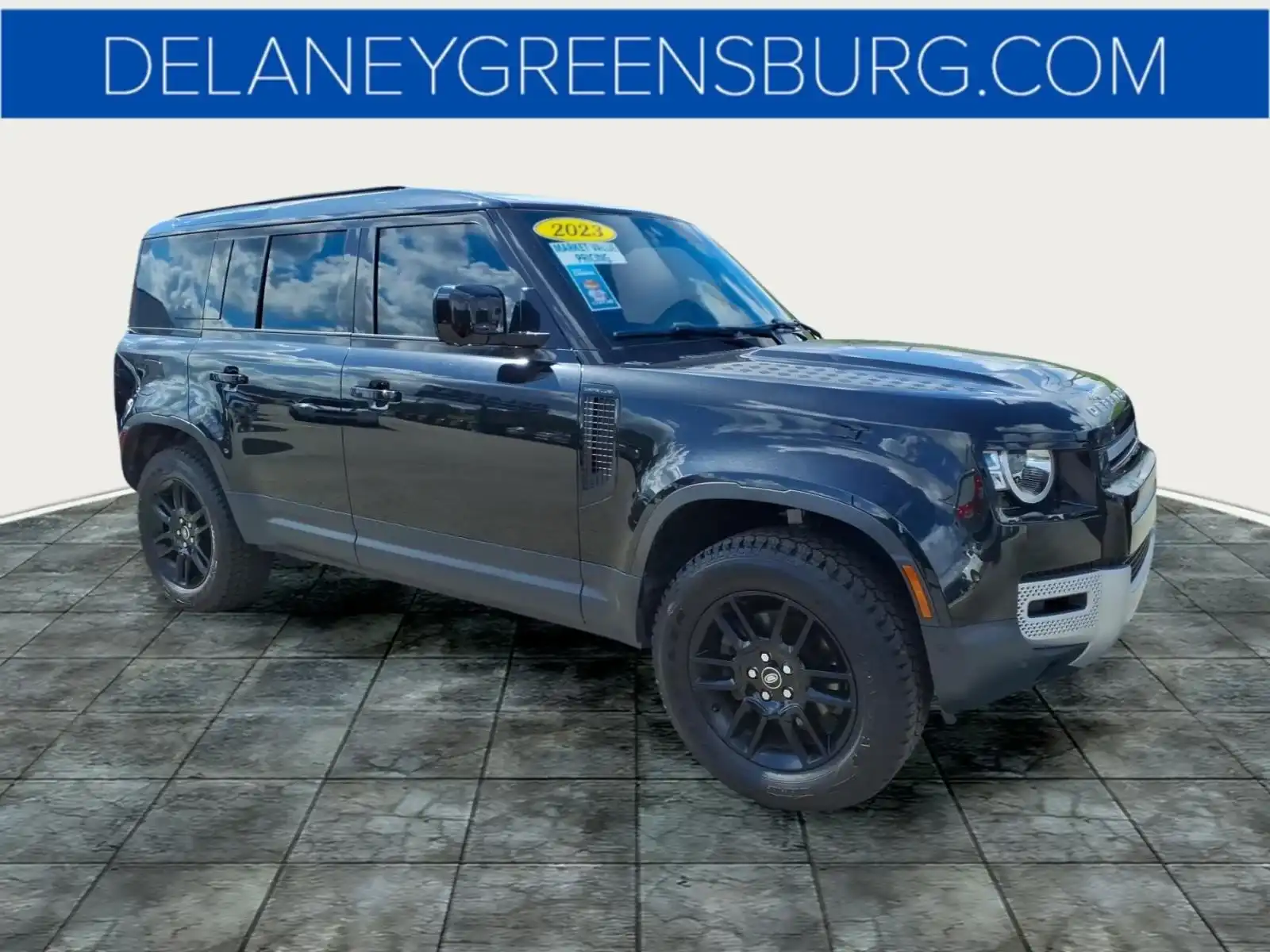 2023 Land Rover Defender Standard's photo