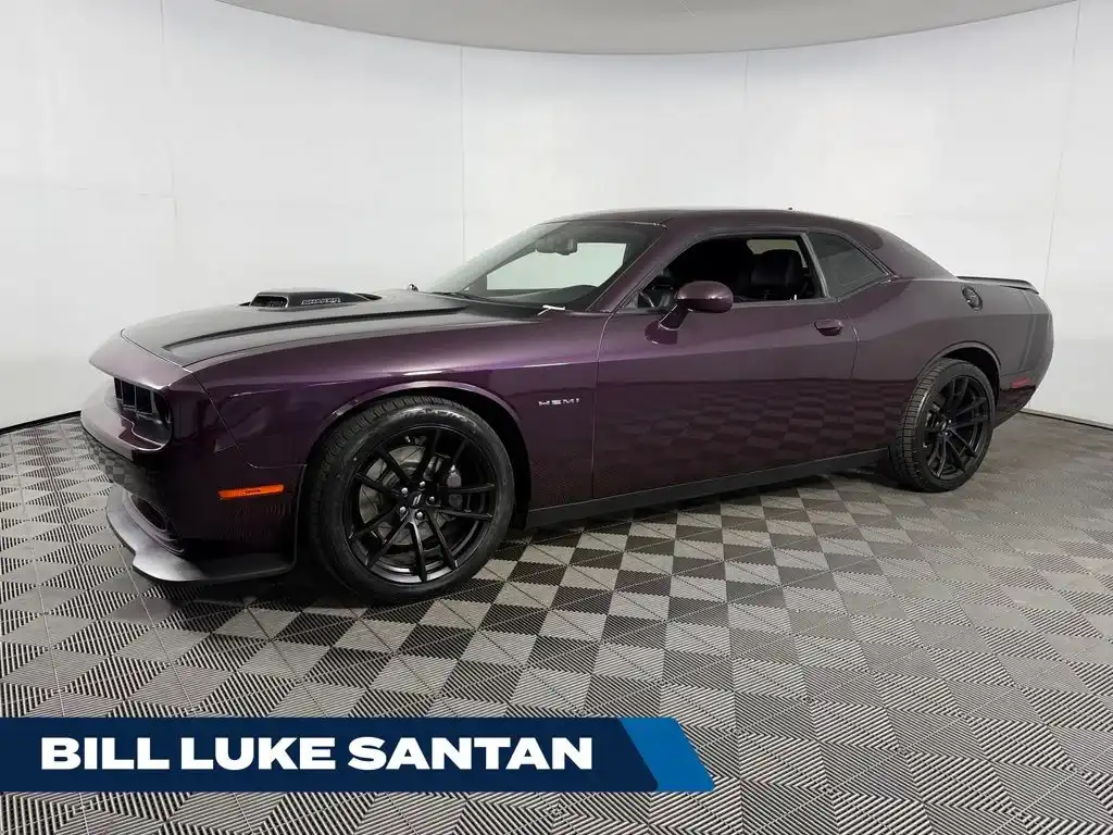 2020 Dodge Challenger R/T's photo