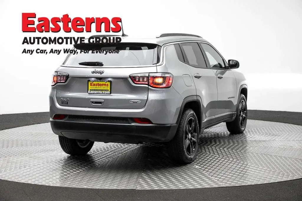 2022 Jeep Compass Latitude 4X4 photo 5