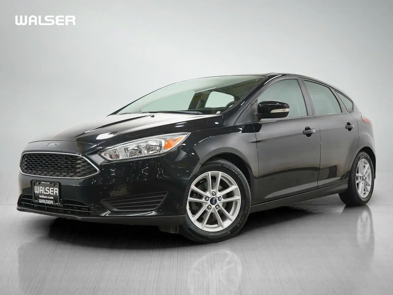 2015 Ford Focus 5 Door Hatch SE's photo