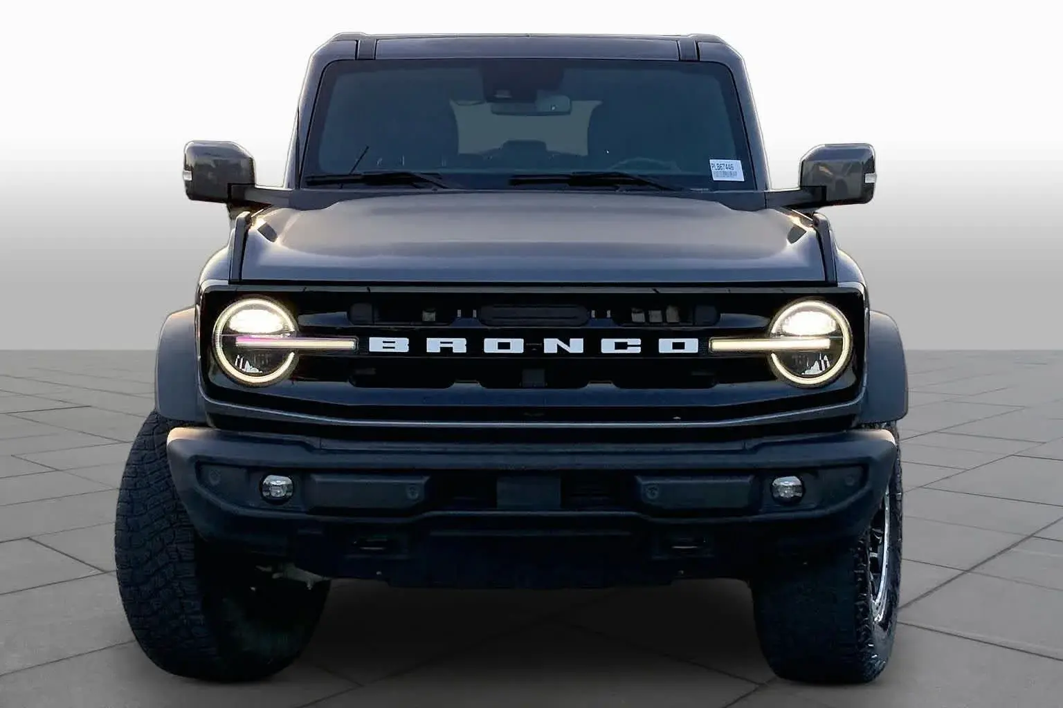2023 Ford Bronco Outer Banks 4WD photo 4