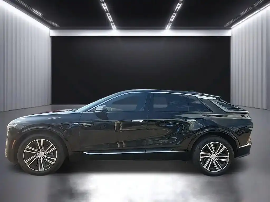 2024 Cadillac Lyriq Luxury 1 AWD's photo