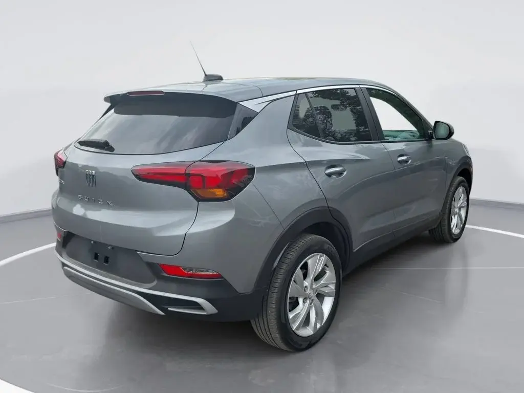 2024 Buick Encore GX Preferred AWD photo 3