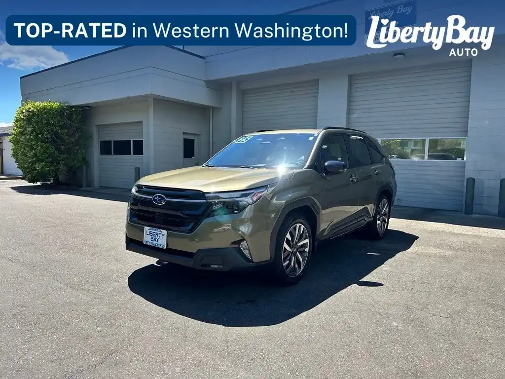 2025 Subaru Forester Touring's photo