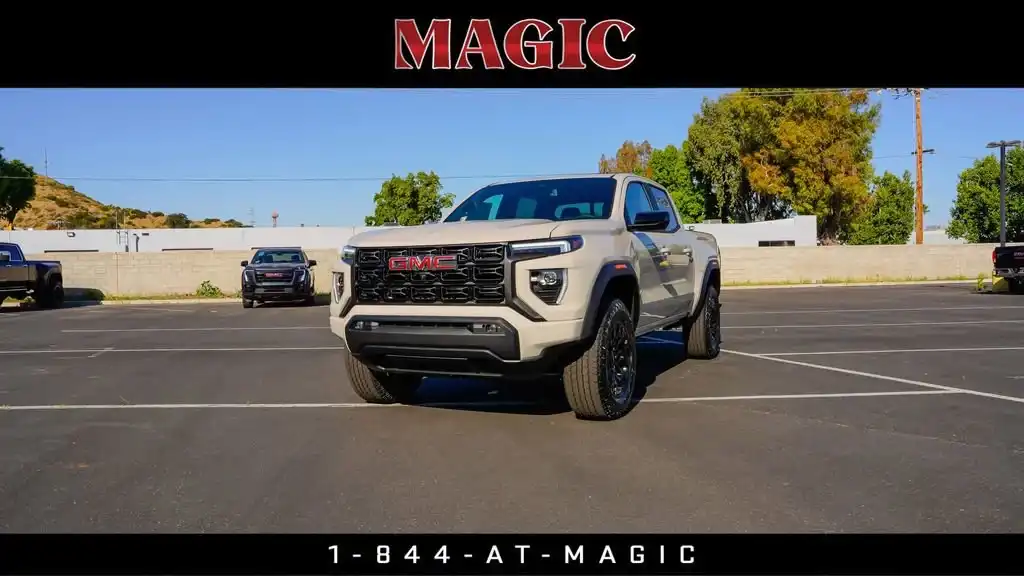 2026 GMC Canyon 4WD Elevation Crew Cab Short Box's photo