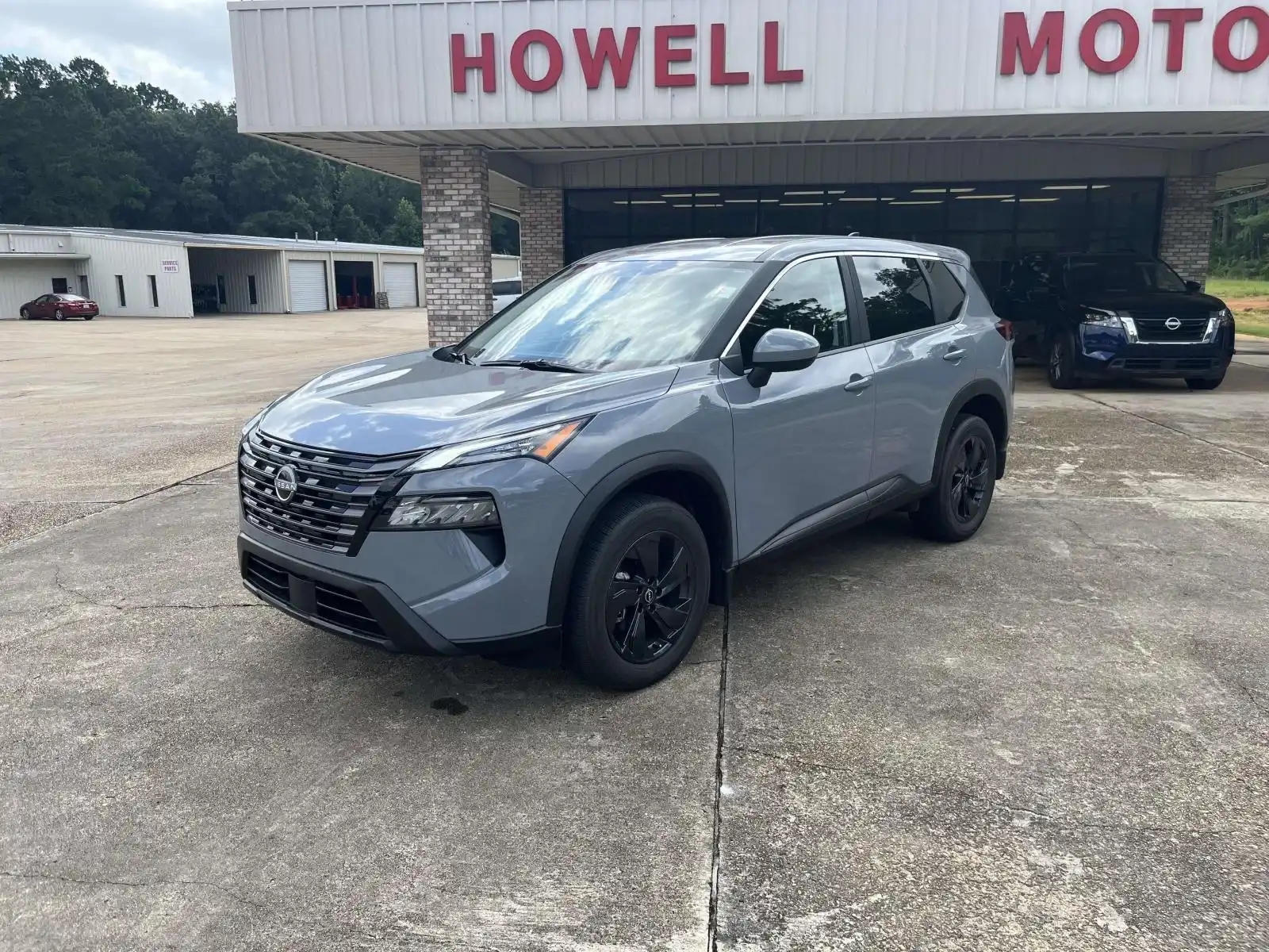 2026 Nissan Rogue SV FWD's photo