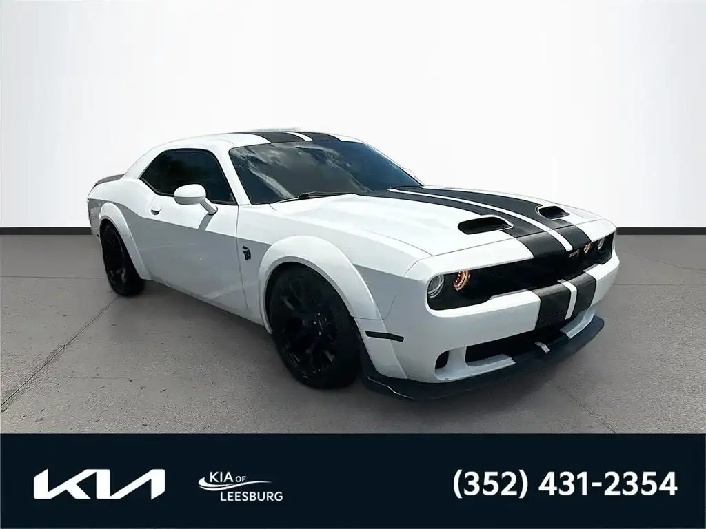 2023 Dodge Challenger SRT Hellcat Widebody Jailbreak Auto's photo