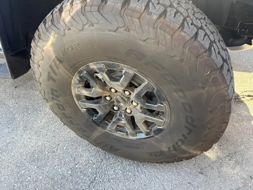 2026 Ford Bronco Raptor 4x4 photo 3