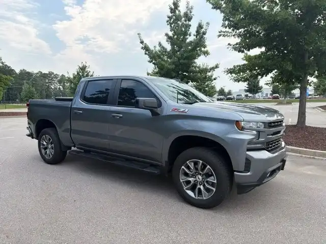 2021 Chevrolet Silverado 1500 RST 4X4 Crew Cab Short Box's photo
