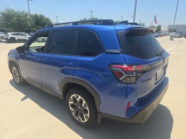 2026 Subaru Forester Base photo 5