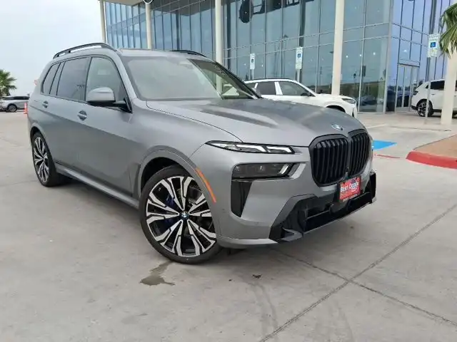 2027 BMW X7 xDrive40i's photo
