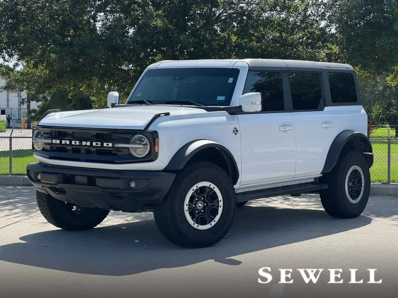 2024 Ford Bronco Outer Banks 4x4's photo