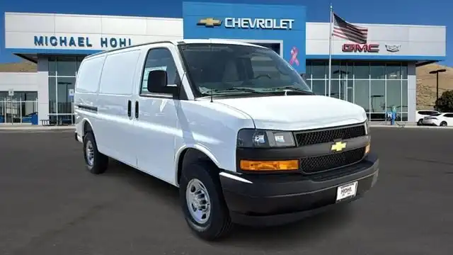 2026 Chevrolet Express 2500 Work Van HD's photo