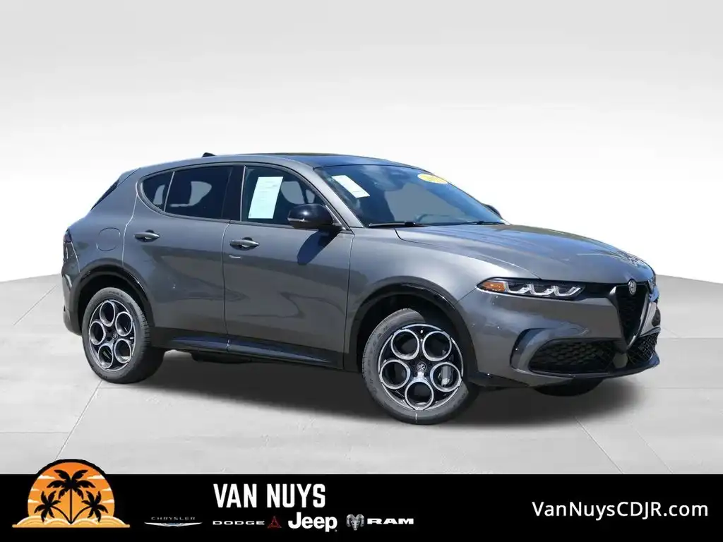 2025 Alfa Romeo Tonale 1.3 PHEV's photo