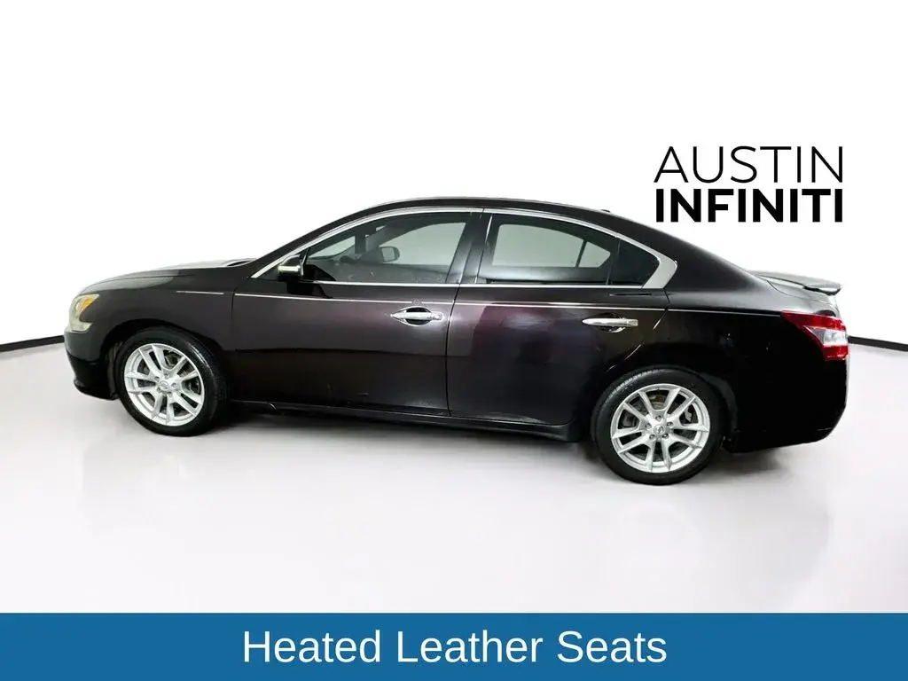2011 Nissan Maxima 3.5 SV photo 4