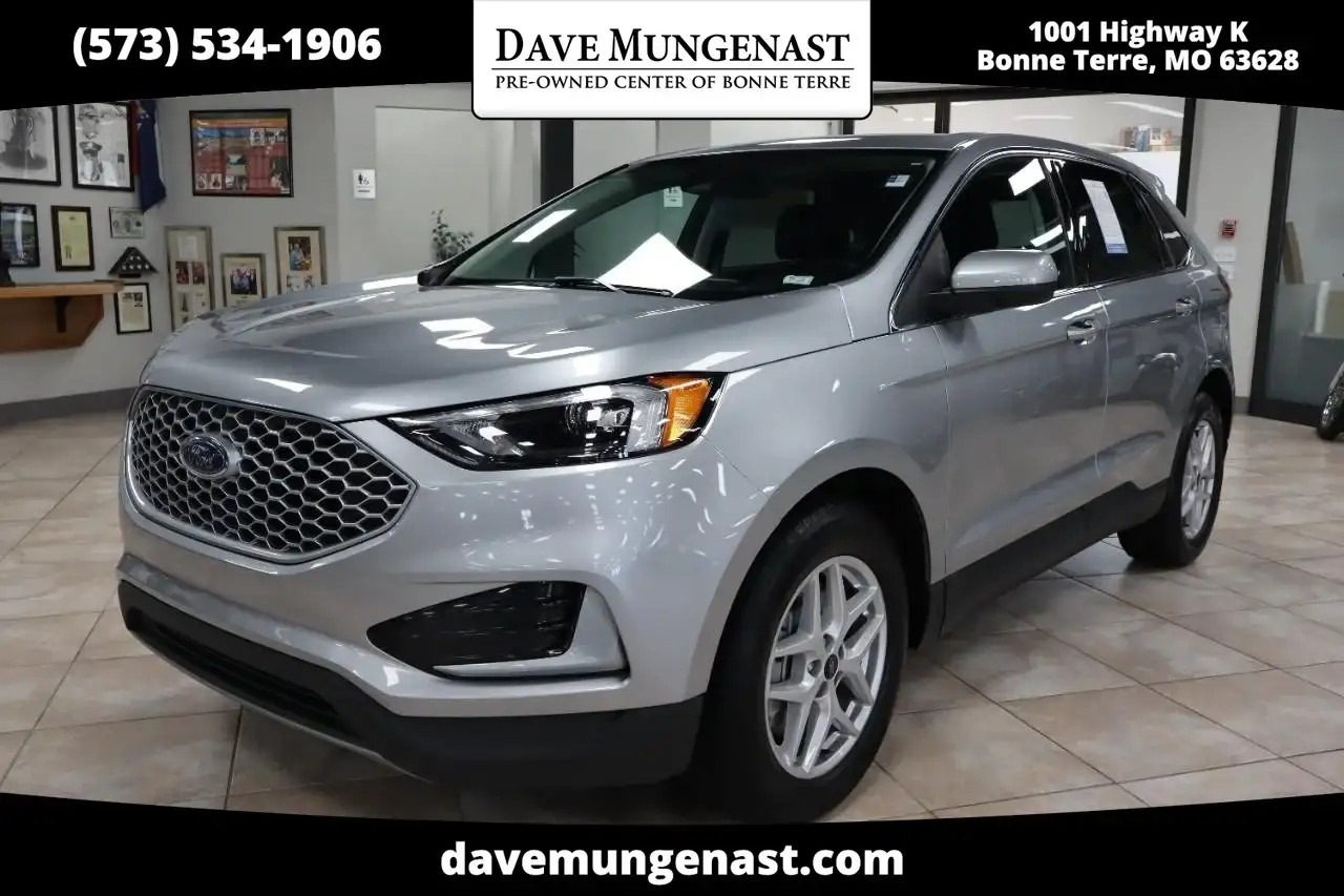 2024 Ford Edge SEL AWD's photo