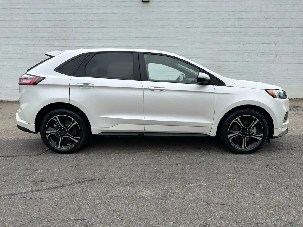 2019 Ford Edge ST AWD photo 1