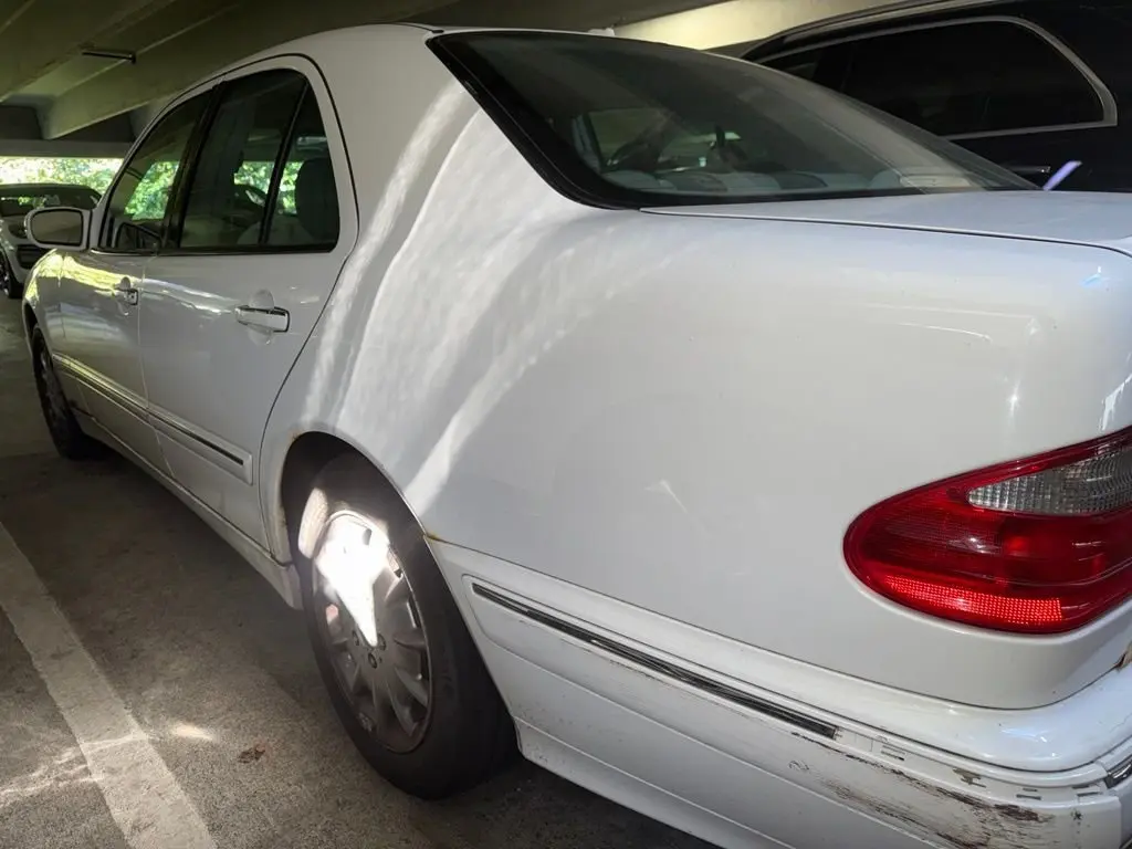 2000 Mercedes-Benz E-Class E320 4MATIC photo 4