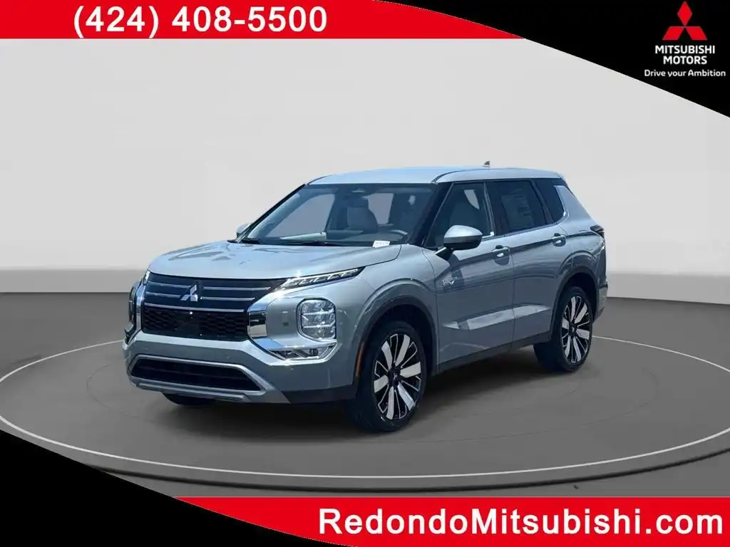 2026 Mitsubishi Outlander Plug-in Hybrid SE S-AWC's photo