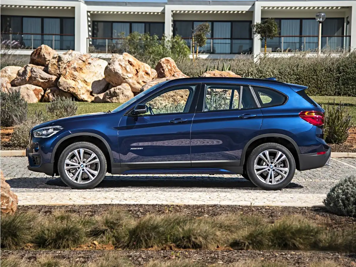 2016 BMW X1 xDrive28i's photo