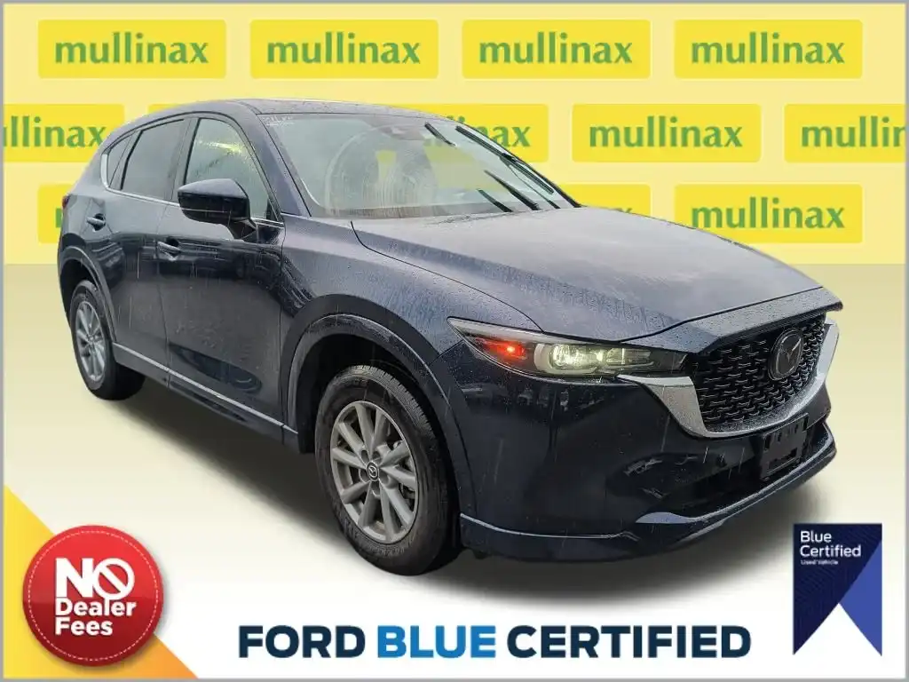 2025 Mazda CX-5 S Preferred package Auto AWD's photo
